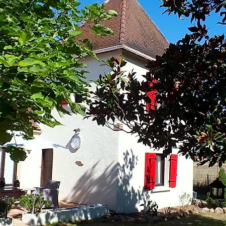 Country Bed & Breakfast Saint-Pierre-d'Eyraud