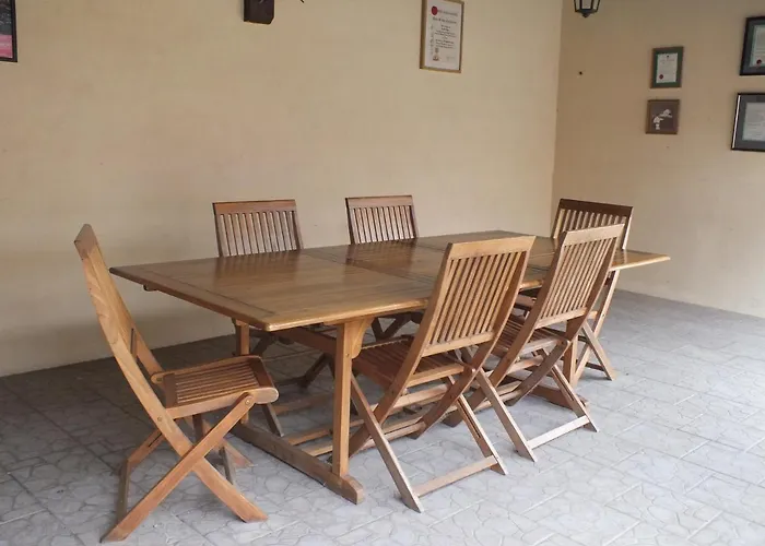 فندق مبيت وإفطار Country