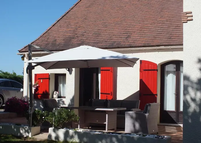 Country Bed & Breakfast Saint-Pierre-d'Eyraud